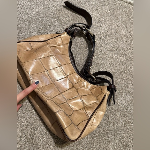Dooney & Bourke Vintage Crocodile Effect Bag - Picture 5 of 7